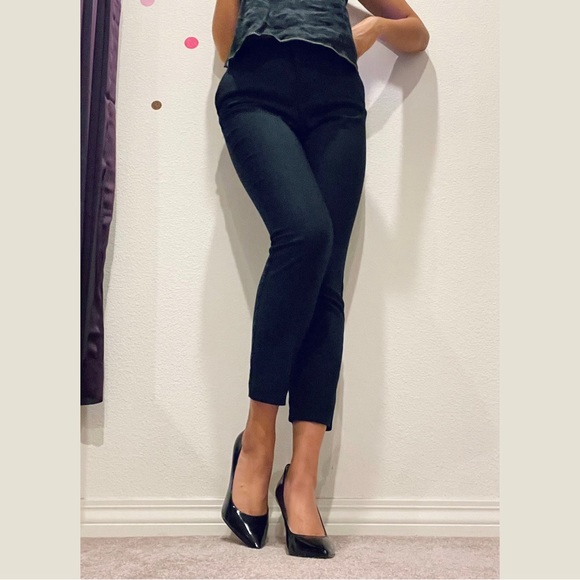 H&M Ankle-Length Black Dress Pants, Size 2 - Picture 3 of 8